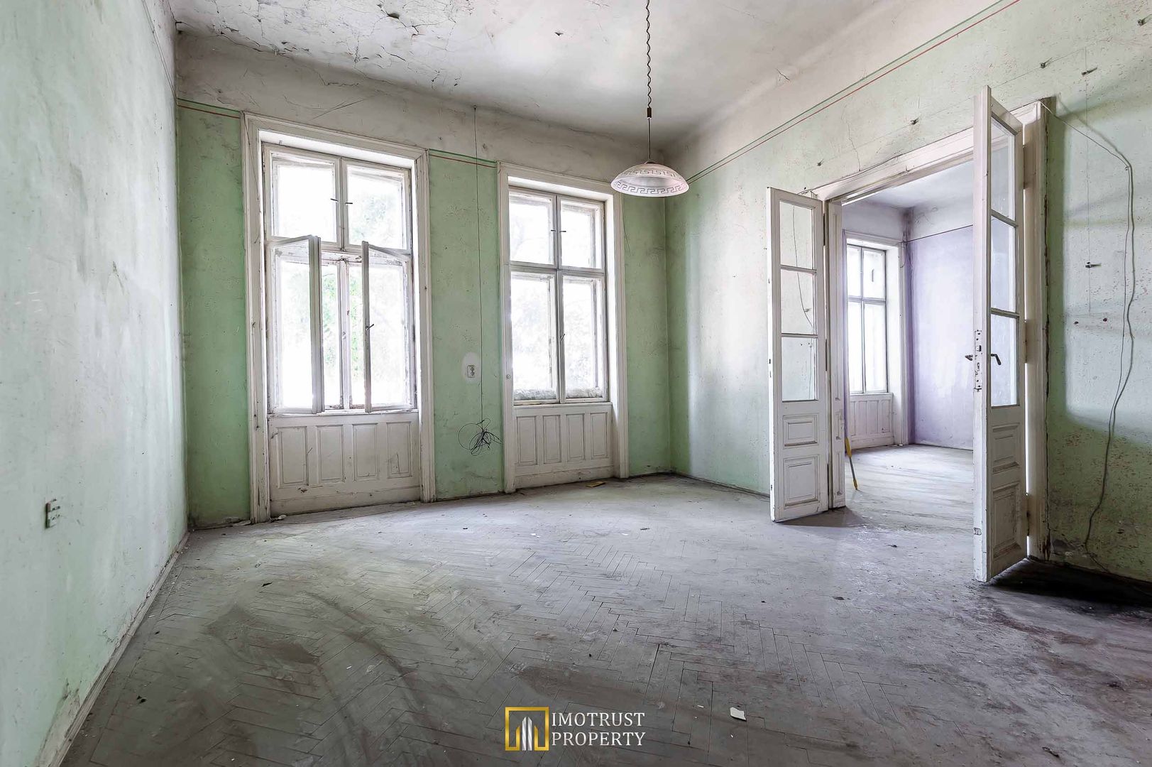 De vanzare Etaj de casă– 201 mp utili, Arad-Ultracentral - Poză 2