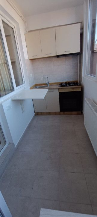 Apart. 2 cam. decomandate in zona centrala in Militari Residence ! - Poză 7