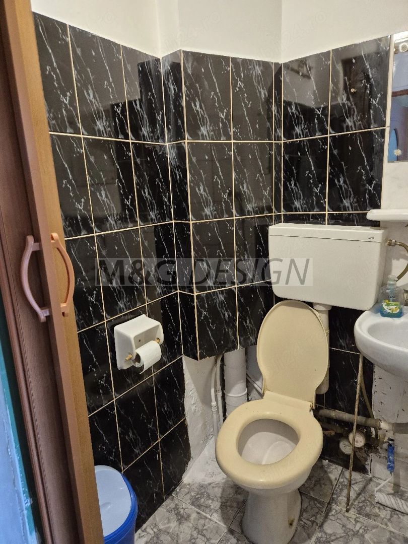 Garsoniera zona Blascovici  etaj 4 cu acoperis - Poză 6