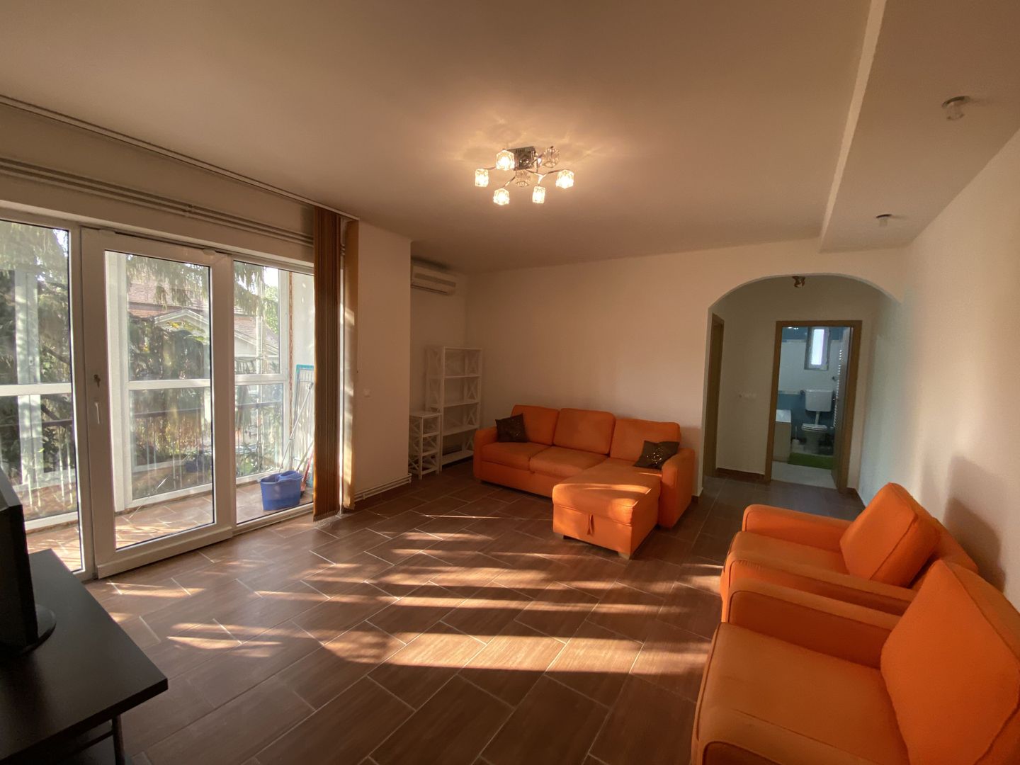 Apartament generos - Poză 21