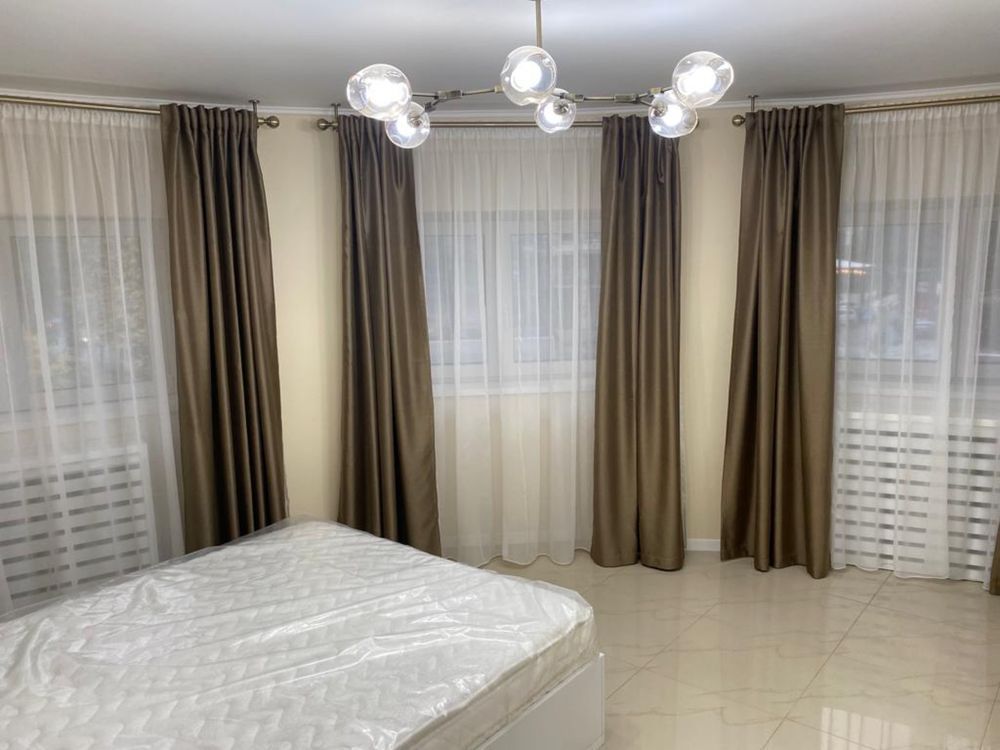 Apartament spațios, 2 camere,  76 mp,  2 bai, cu  vedere in Decebal - Poză 4