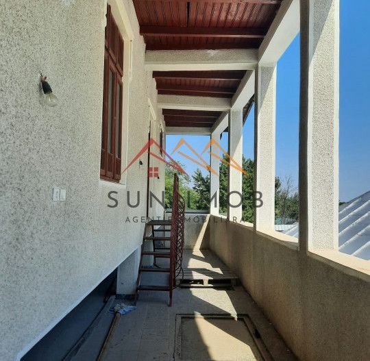 Casa tip conac, teren 4000 mp, finisaje deosebite, garaj, Prahova - Poză 5