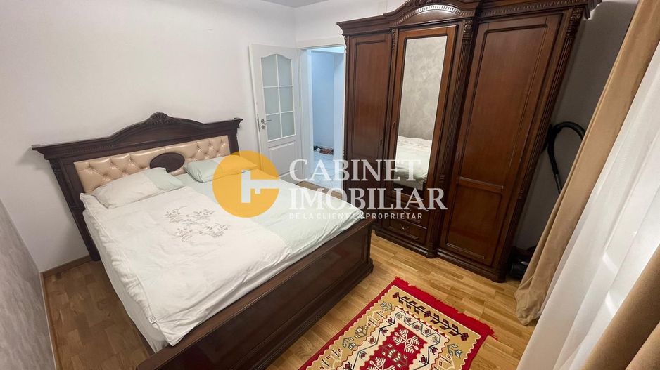 Central - Tg Cucu bloc tip Vila - 2 camere Decomandat RENOVAT 60mp - Poză 3