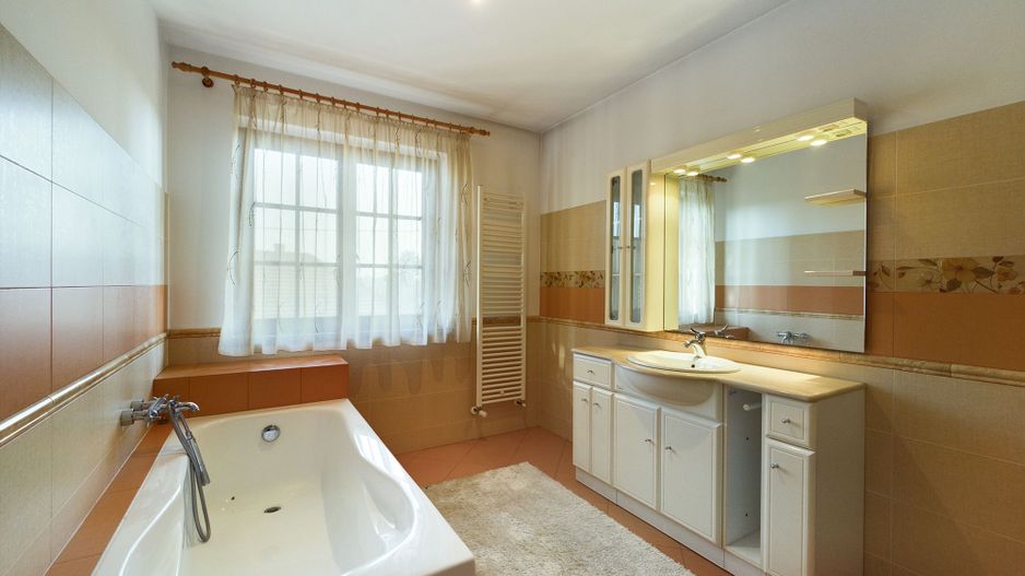 Vilă 6 camere zona Tabacovici - Poză 31