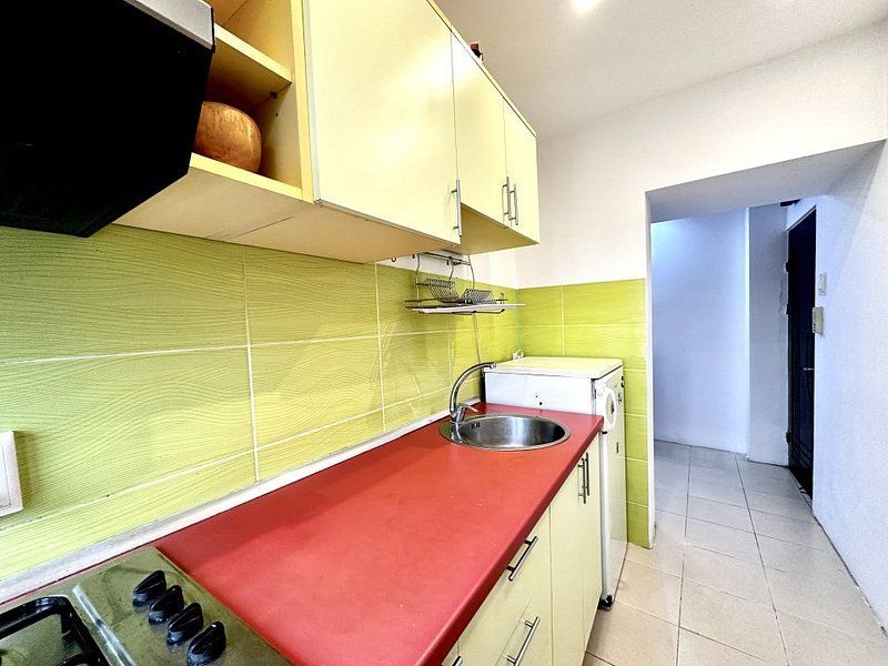 Apartament cu 3 camere de vânzare - Poză 14