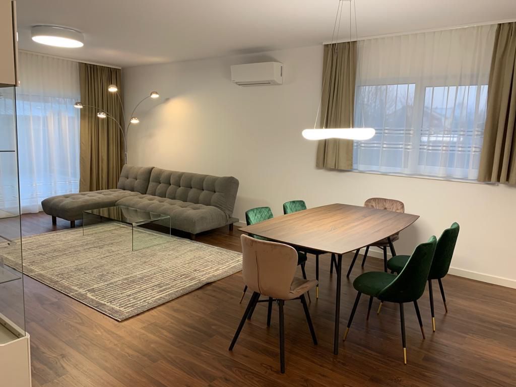 Apartament in vila cu curte  Dumbravita - Poză 3