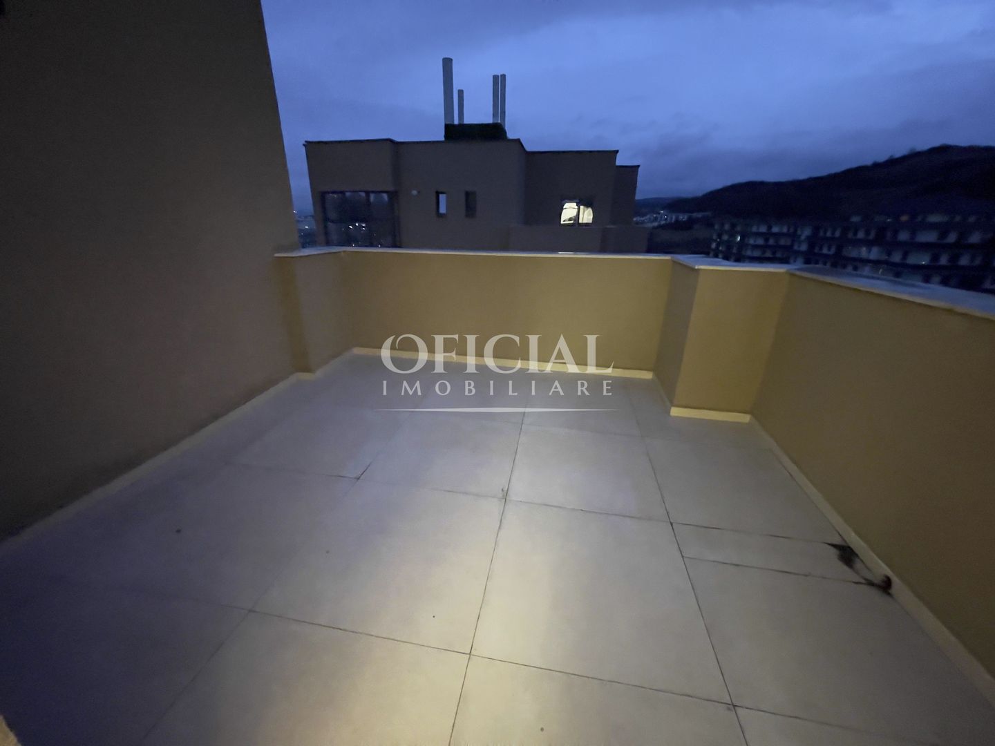 Penthouse 3 Camere | 90 Mp | Terasa 30 Mp | Zona Terra Sesu De Sus - Poză 7