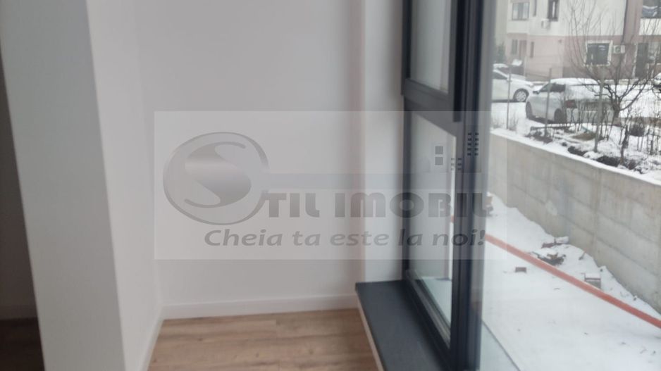 Apartament 3 camere, 2 băi -Valea Lupului-136.900 euro - Poză 3