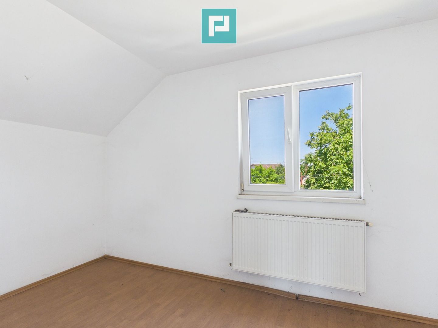 Două duplexuri cu 6 camere, 114mp, zona Confecții - Poză 18