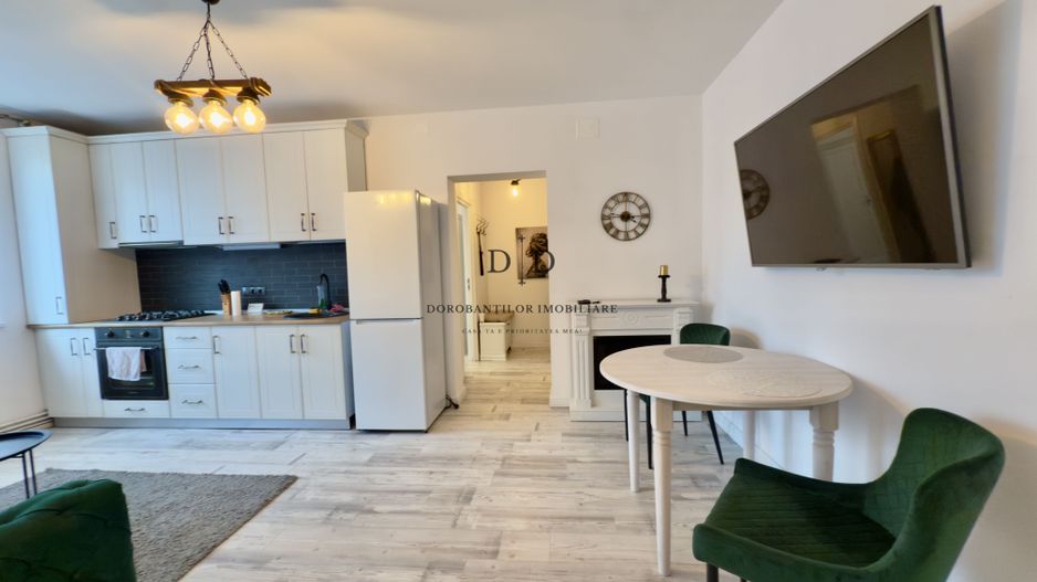 Apartament de închiriat 3 camere-parcare– zona Sala Sporturilor - Poză 2