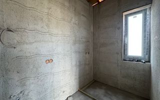 Casa individuala la asfalt cu toate utilitatile, Micesti - Poză 12