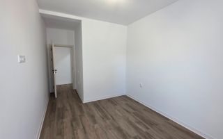 Apartament 2 camere de vânzare Selimbar | Central | curte 90 mp, parcare - Poză 8