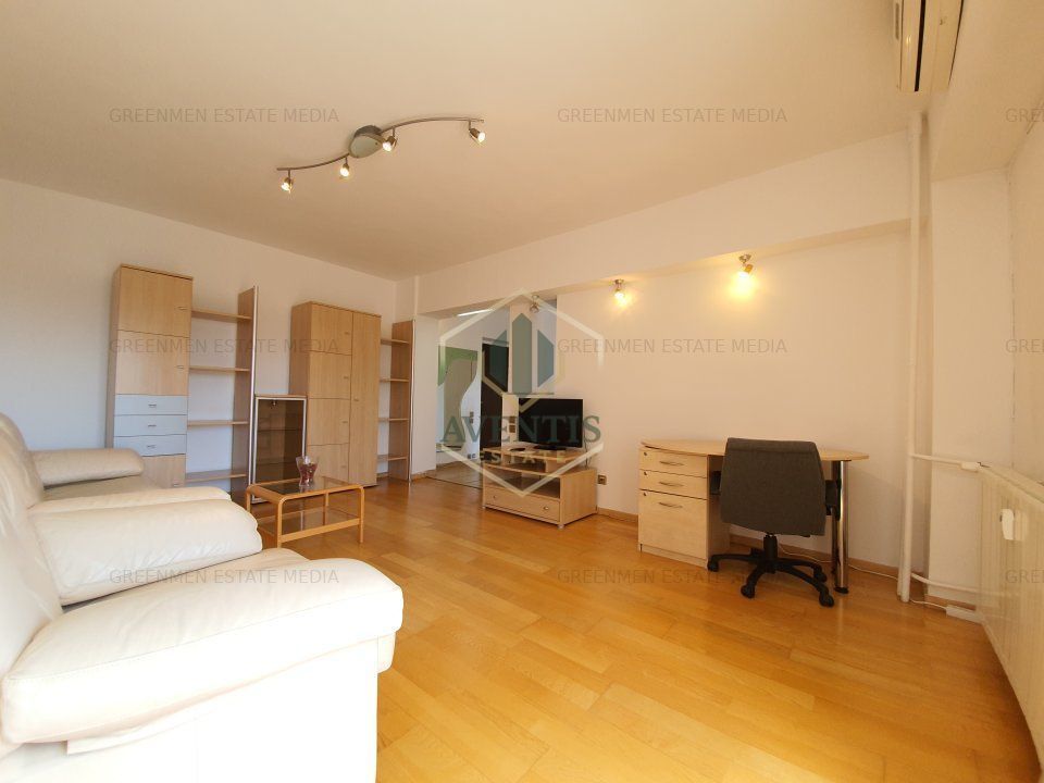 Unirea Shopping Center - Pta Sf. Vineri, renovat complet, 3 balcoane, bloc 1996 - Poză 3