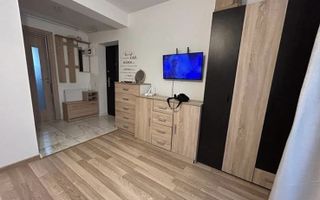 Inchiriez apartament - Poză 1