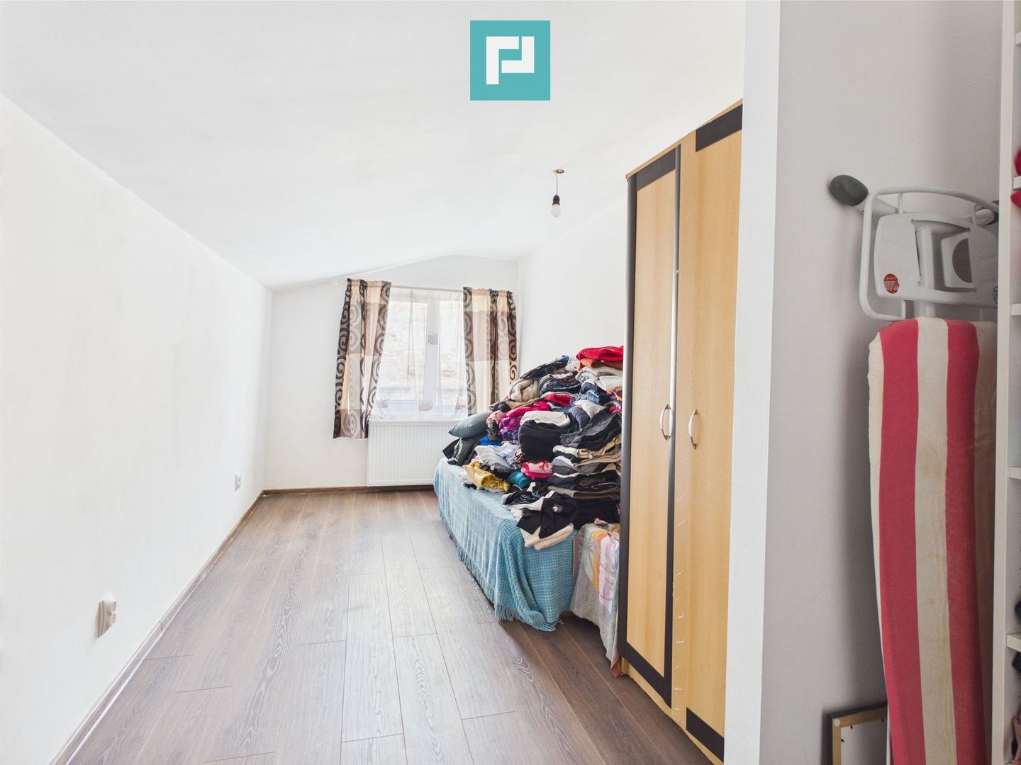 Casă cu 6 camere în zona Central - Poză 9