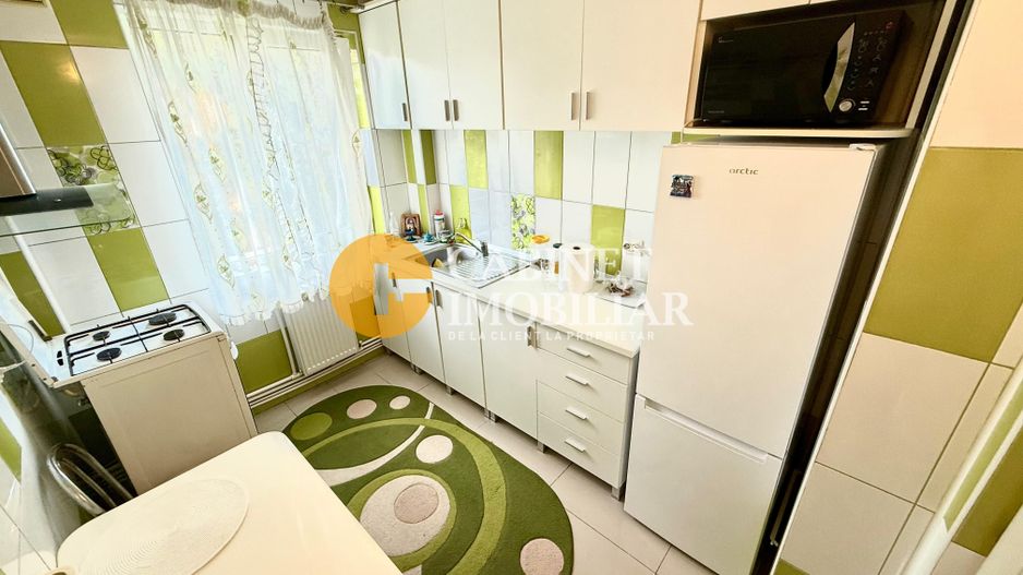 3 Camere Renovat - Etaj Intermediar - Podu Ros Primaverii - Poză 9