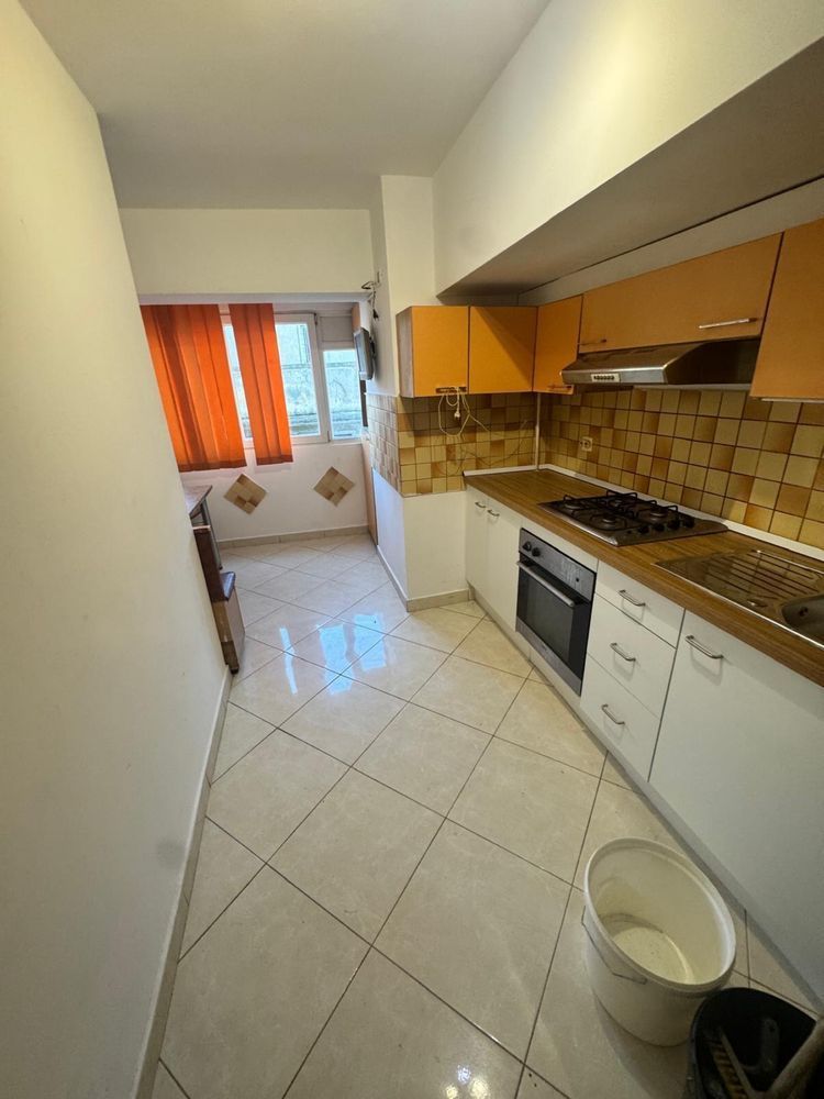 Inchiriez apartament nemobilat 4 camere Pantelimon - Poză 5
