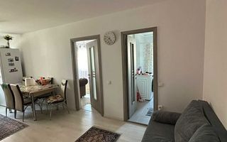 Vanzare apartament central, Floresti. - Poză 1