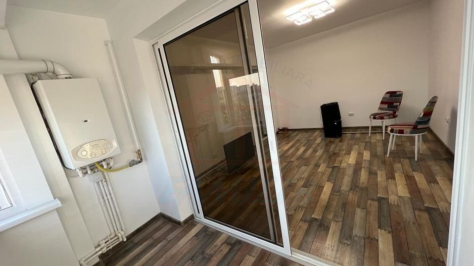 Inchiriem apartament cu 3 camere in centrul orasului, pret 500 euro - Poză 11