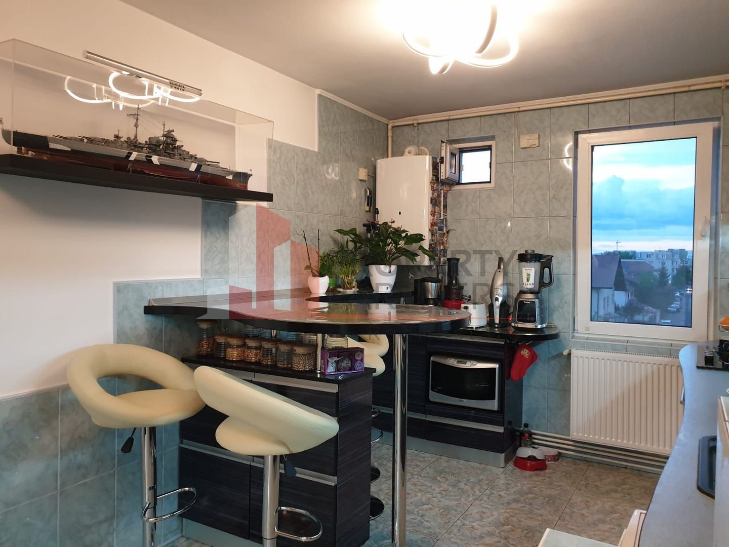 Apartament 4 camere Tractorul - Poză 10