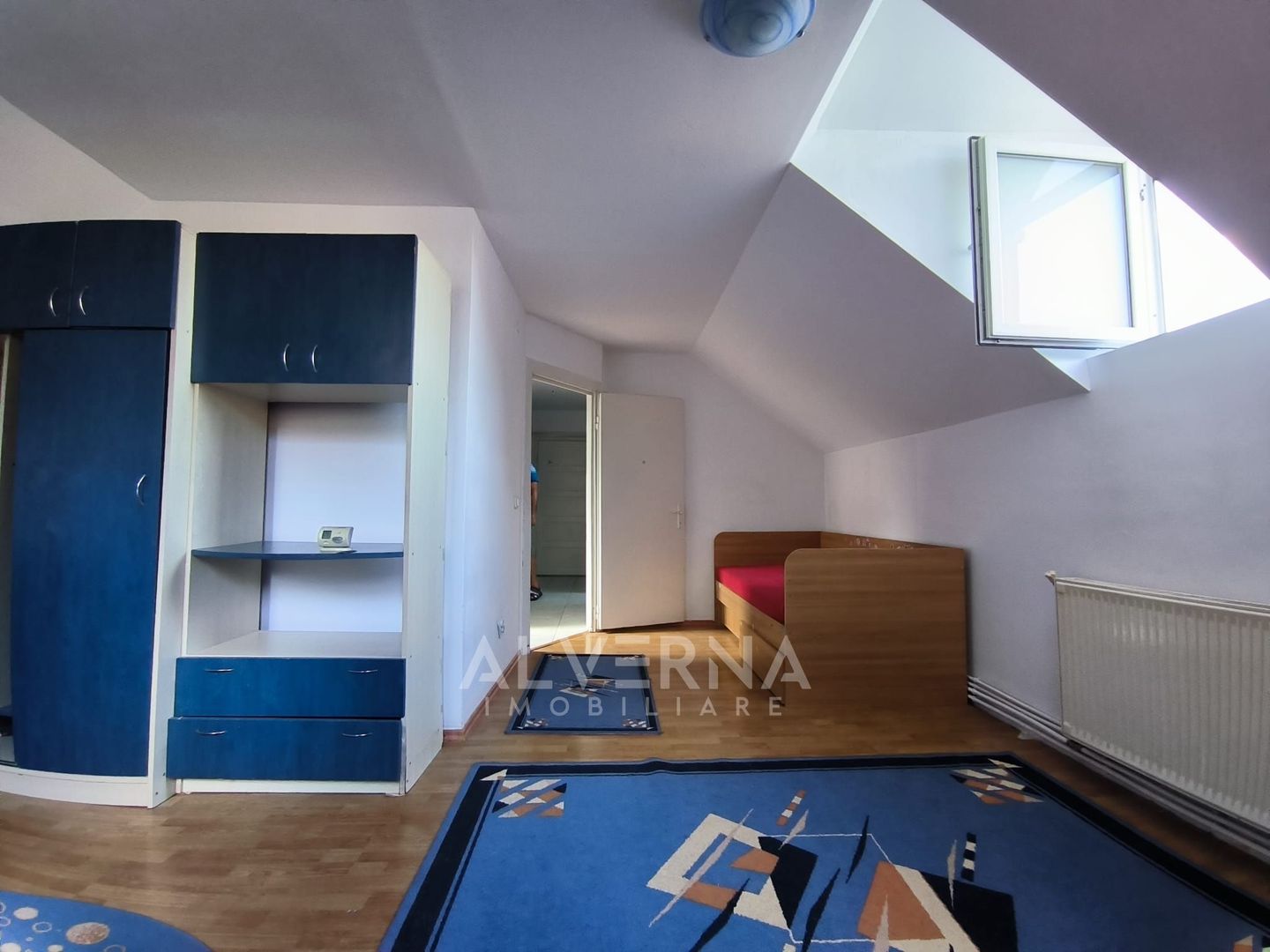 Apartament 3 camere | 68mp | parcare in curte | cartierul Europa - Poză 2