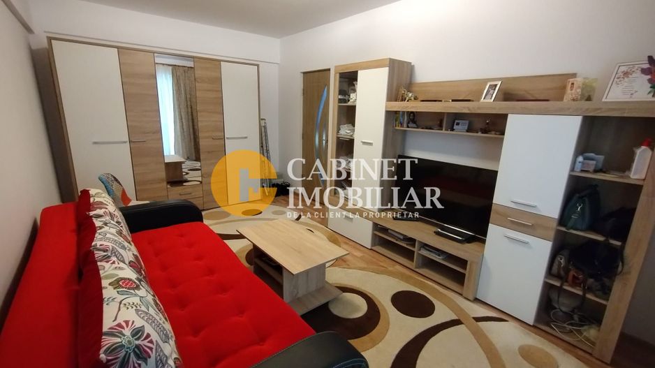🏡 Apartament 1 cameră decomandat – Etaj intermediar – Zona Galata - Poză 1