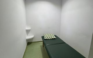 Spațiu 300mp + curte - parter, vizibilitate excelenta - CUG - 3.000€ - Poză 17