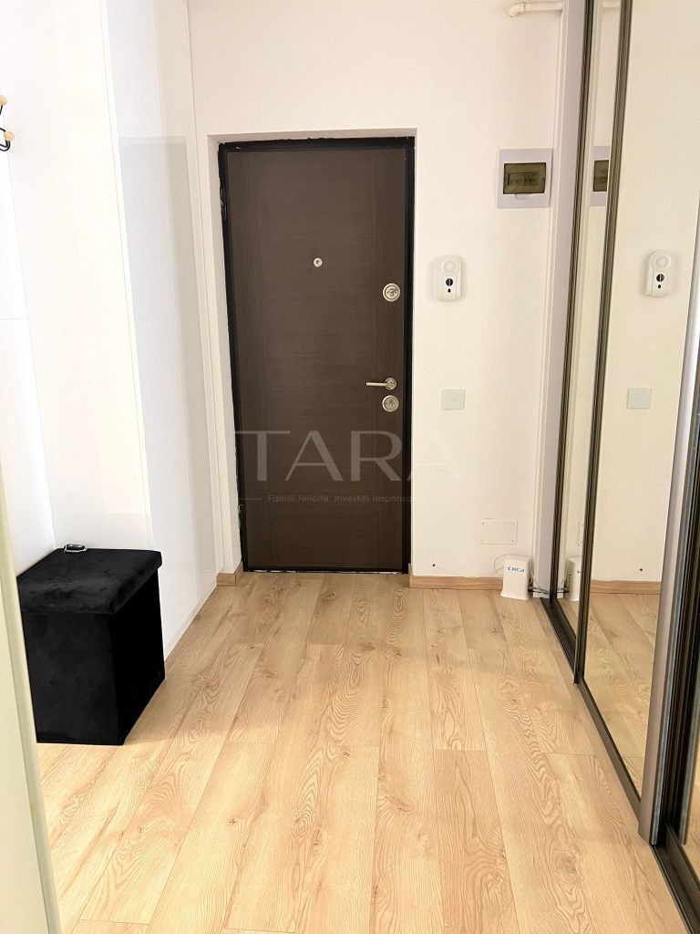 Apartament ultrafinisat cu balcon, 61 mp, zona strada Florilor. - Poză 7