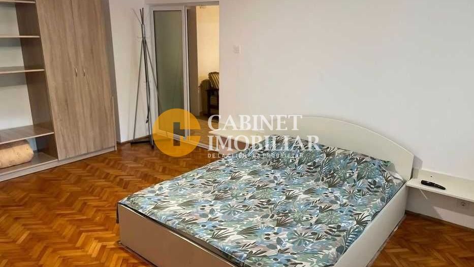 Vinzare apartament 2 camere Arcu Iasi - Poză 8