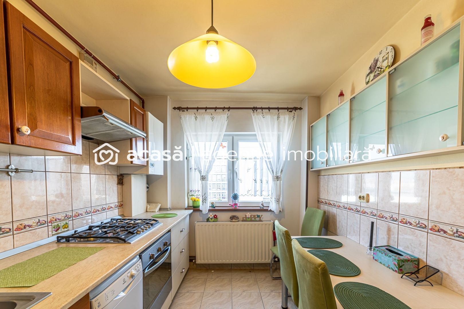 REZERVAT!!! Apartament 4 camere în Piața Spitalului - Poză 4