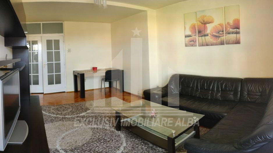 Apartament 4 camere decomandate | 85 mp | Etaj 3/4 | Centru - Poză 2