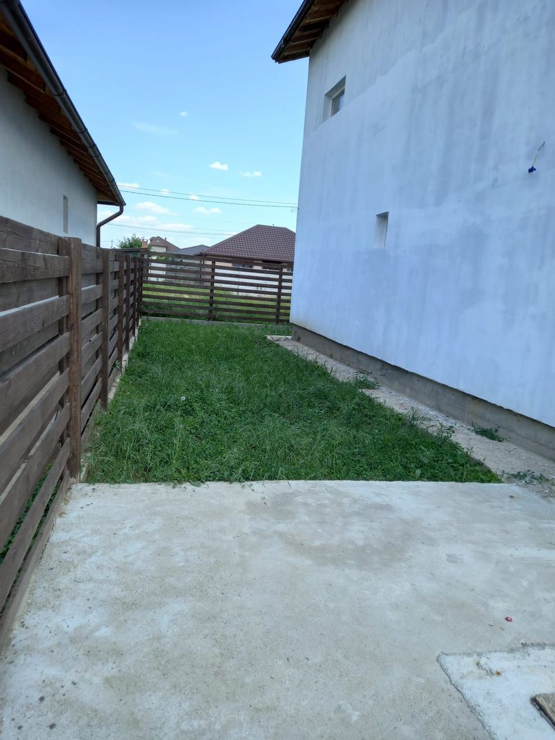 Vila comuna Berceni - Poză 24