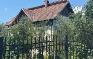 CASA 11 CAMERE TEREN 893 MP LEREȘTI ARGEȘ