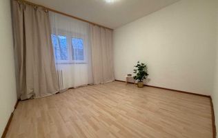 2 Camere | 3/4 | Decomandat | 51mp | 1982 | metrou Crangasi