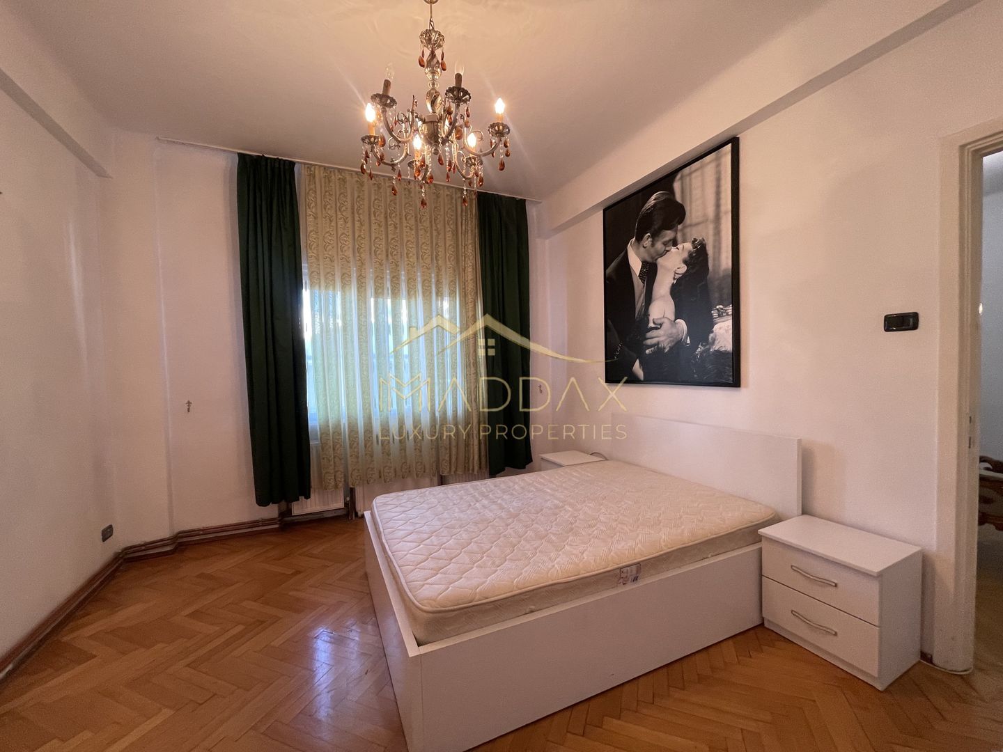 Apartament 5 camere****zona Centrala - Poză 17