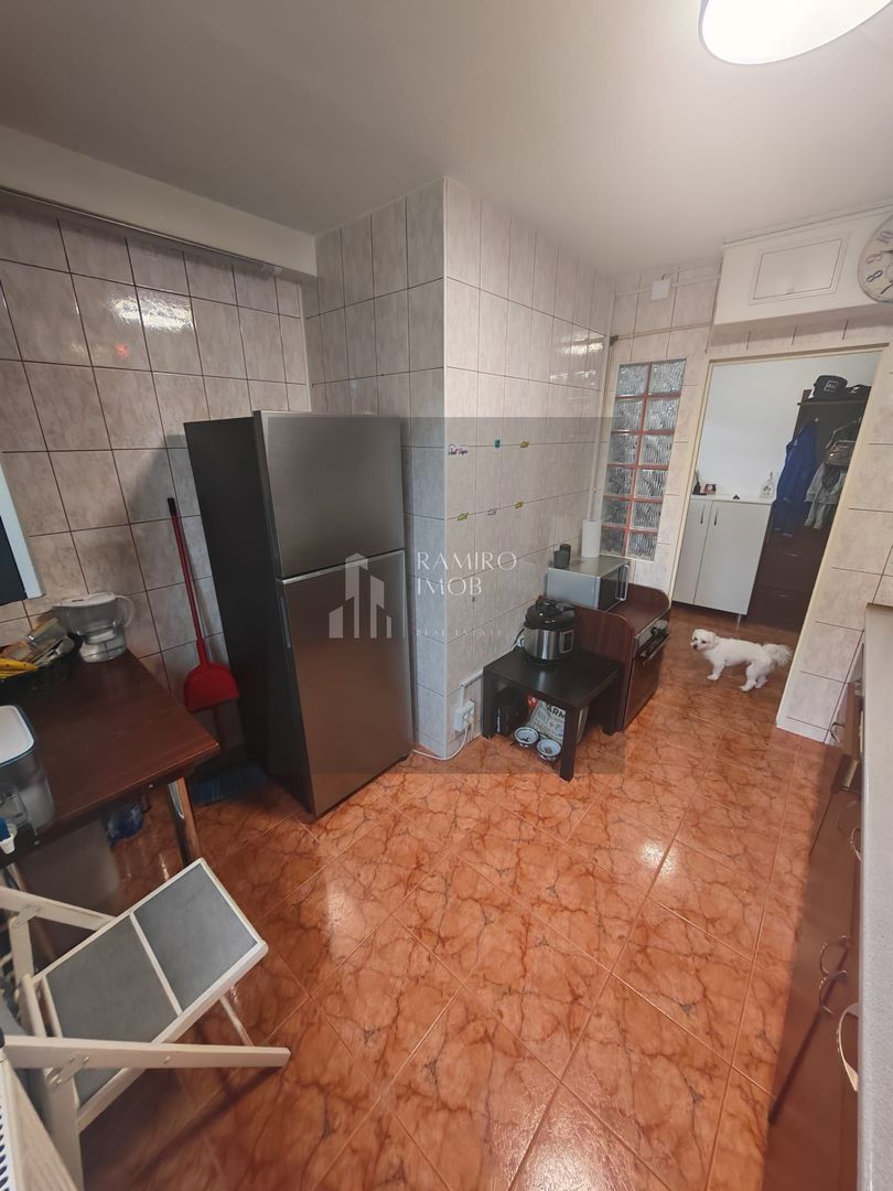 Apartament 4 camere decomandat /centrala- Titan/ Aleea Fetesti - Poză 8