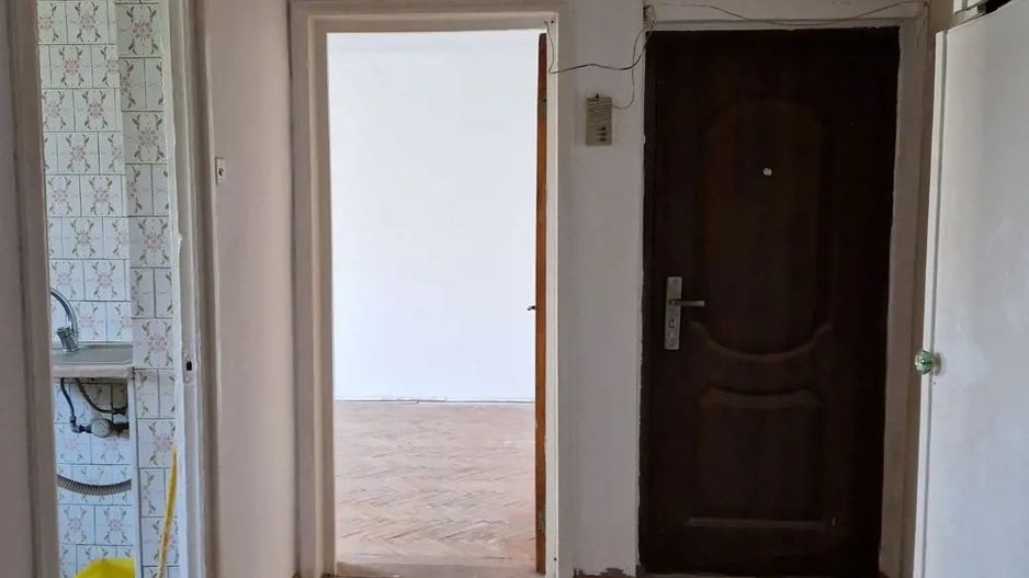 Se vinde apartament 3 camere, zona Mihai Bravu - Poză 4
