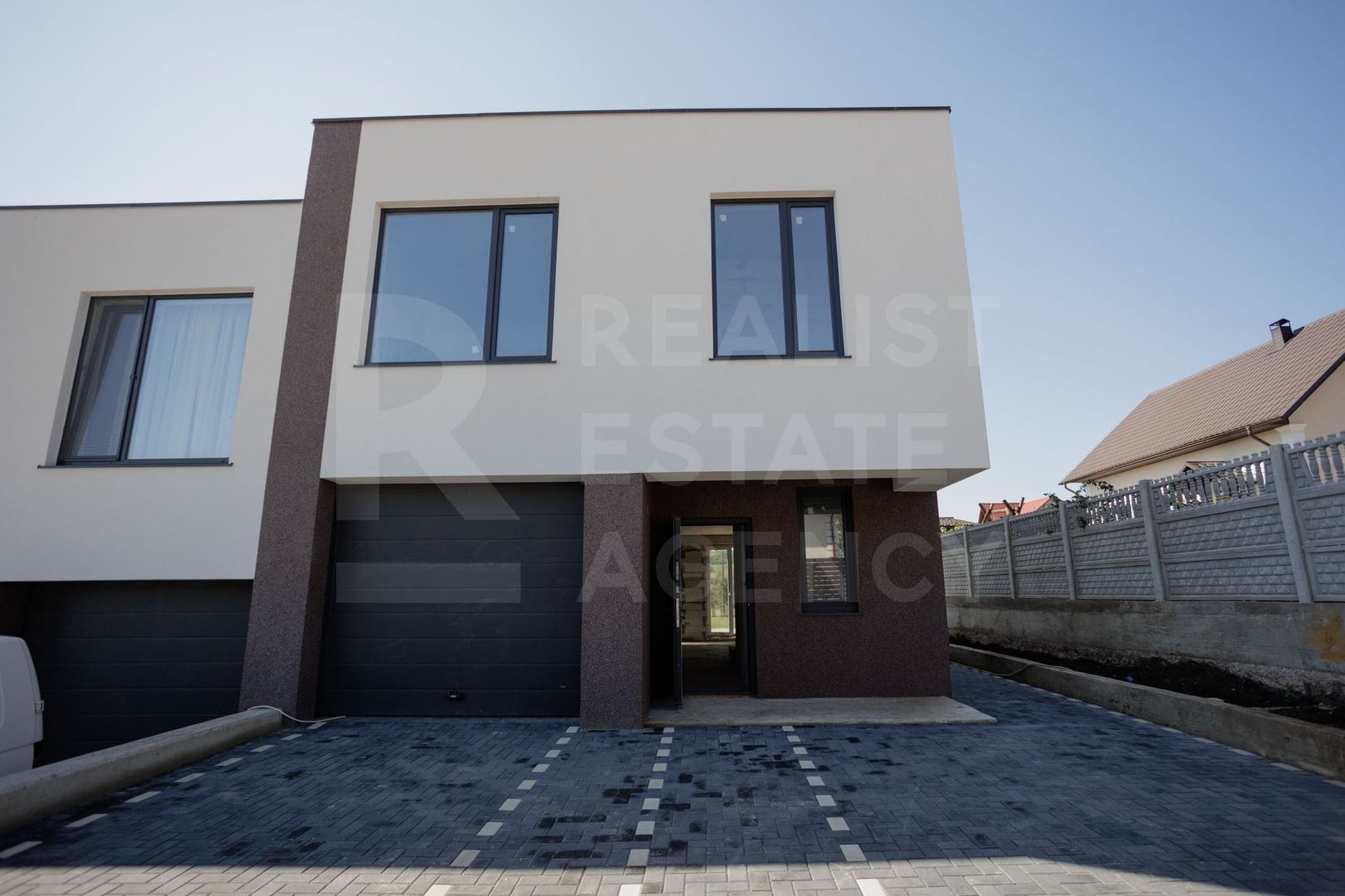 Vânzare  Duplex, 188 mp ,  str. Bujorilor , Ialoveni - Poză 4