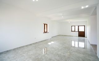 Casa la cheie Nojorid 3 dormitoare 2 bai - Poză 10