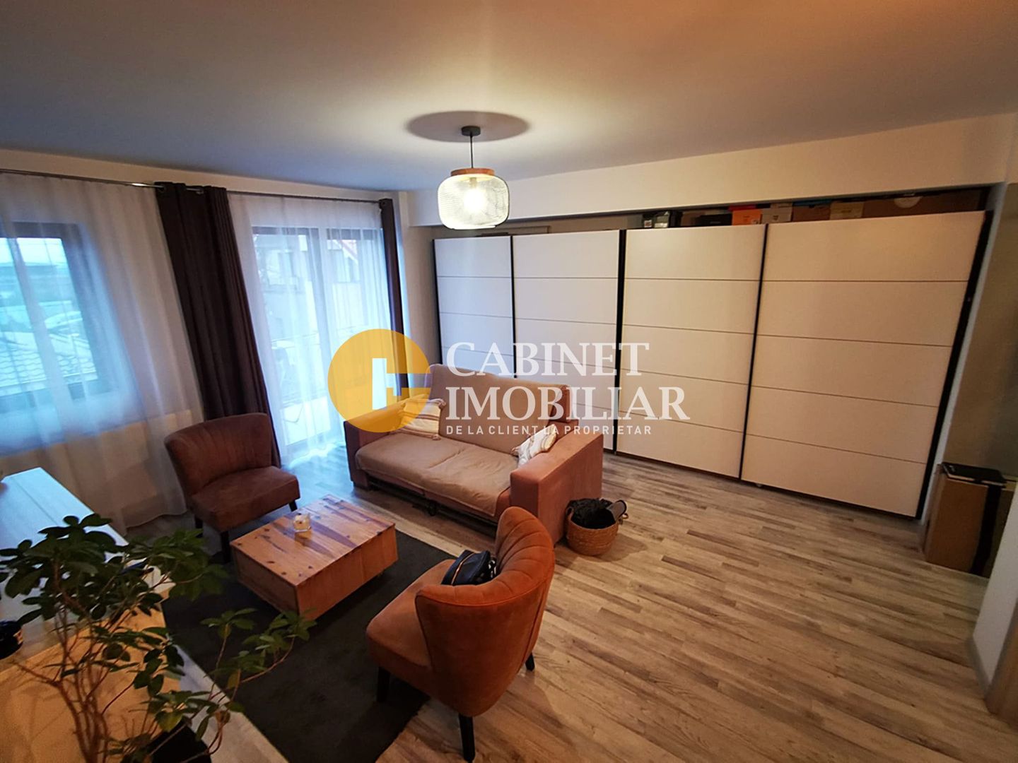 Apartament 2 camere de vânzare – Valea Adâncă, zona 5 Drumuri - Poză 2