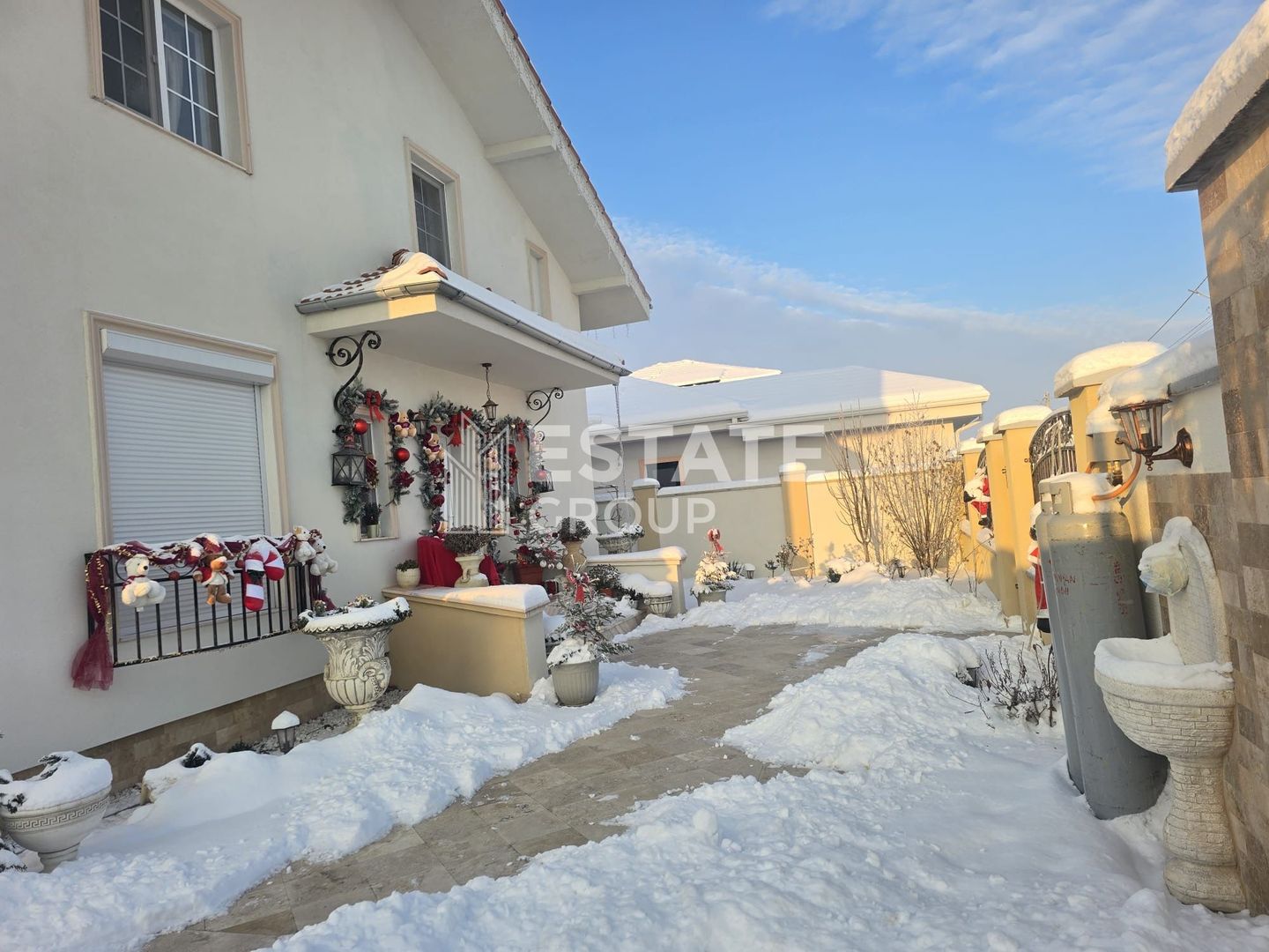 Casa individuala cu 5 camere in Dumbravita - Poză 5