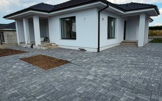 Casa noua de vanzare - Poză 10
