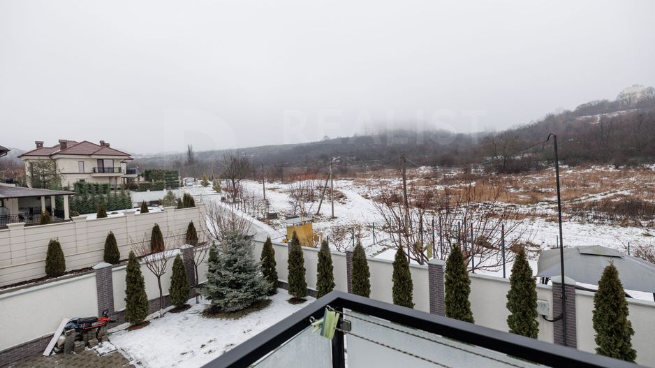 Vânzare,casă, 3 nivele, str. Nicolae Sulac , Codru - Poză 15