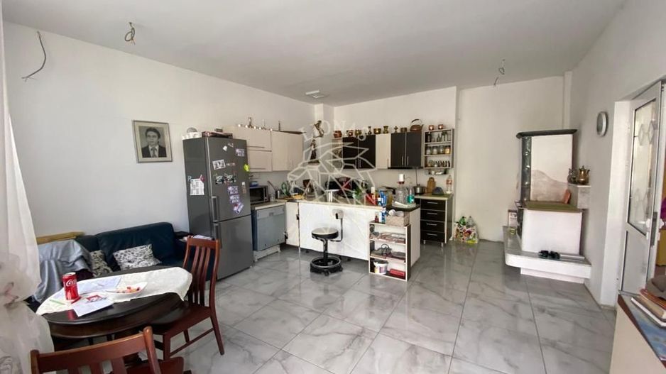 Business/Casa/Hala - 28 ari - Livezile- EXCLUSIVITATE - Poză 1