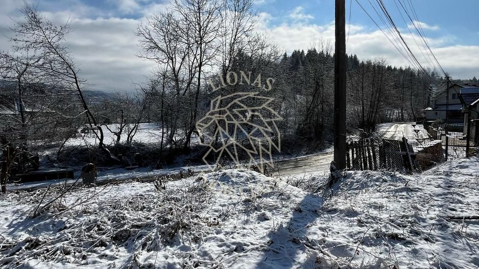 Casa la rosu-Zona Bistrita Bargaului-Teren-700mp - Poză 3