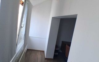 Apartament 2 camere Cetate - Poză 2