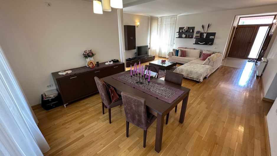 Casa individuala cu garaj  în spate la IKEA - Poză 8