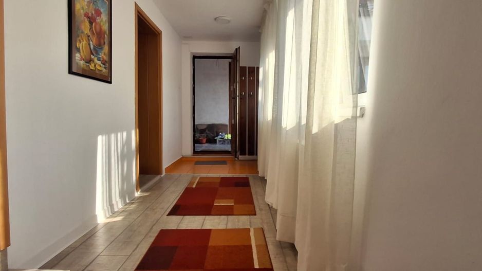 Casă de închiriat, 2 camere, Schei - Str. Pajistei - Poză 3