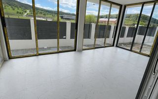 Casa Ultrafinisata 4 camere-teren 500mp-panouri fotovoltaice-Aerodrom - Poză 6