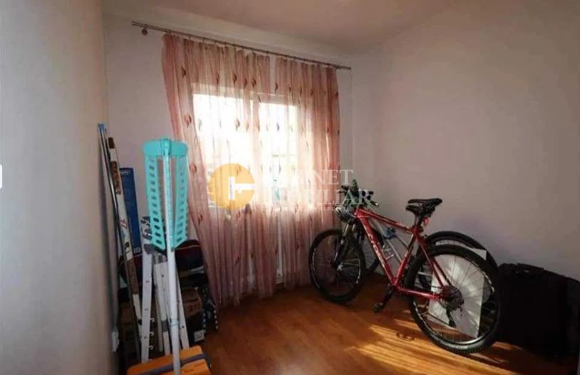 Apartament cu 4 camere, 2 bai, 80 mp, zona Dacia - Poză 3